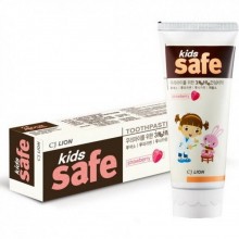 CJ Lion Детская зубная паста "Kids Safe" со вкусом клубники, от 3-х до 12 лет, 90 гр..